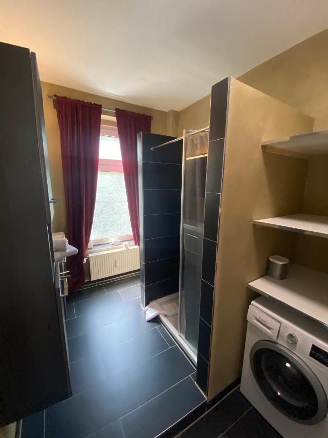 Deluxe Altbaucharme In Zentraler Lage Appartement Kiel Buitenkant foto