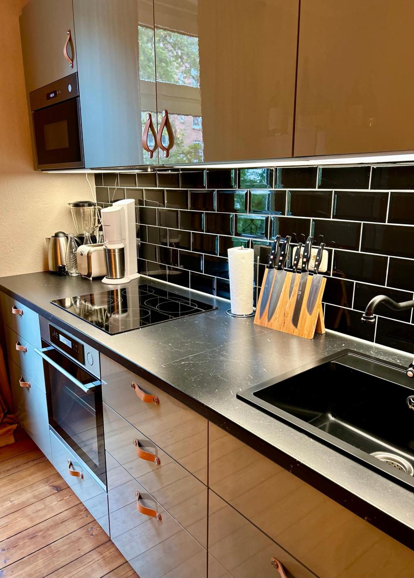 Deluxe Altbaucharme In Zentraler Lage Appartement Kiel Buitenkant foto